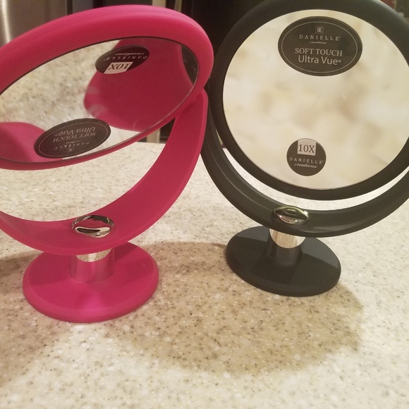 NEW Revolving Magnifier Vanity Mirror - Picture 2 of 2